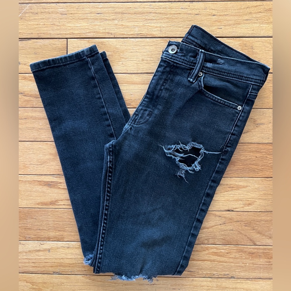 Urban Outfitters || BDG Black Distressed Skinny Stretch Jeans - Picture 8 of 9